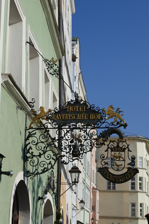 Hotel Bayerischer Hof Burghausen Exterior foto